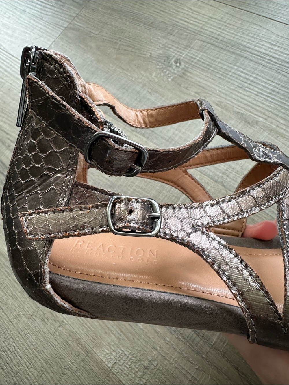Kenneth Cole Reaction Sandals - Picture 7 of 7